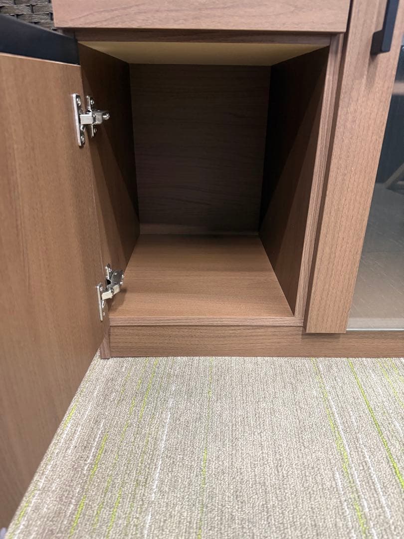 【洗浄消毒作業済】【美品】ニトリ　レンジ台(フォルムN RE9060G MBR）