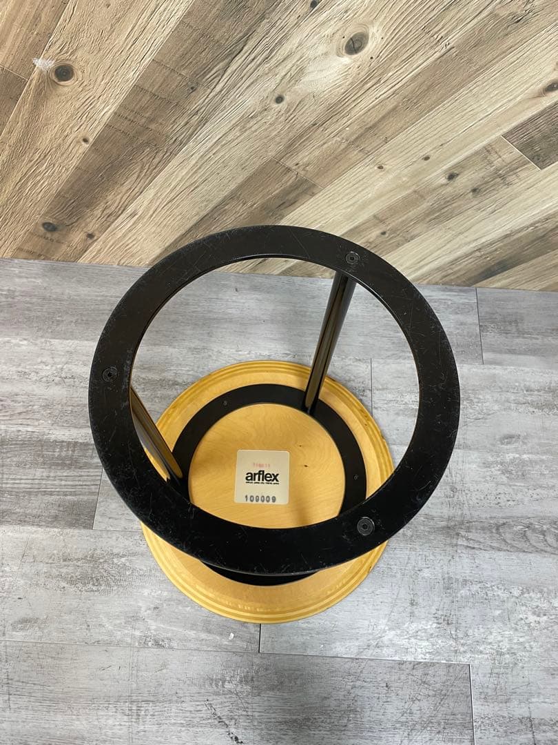 arflex アルフレックス　UVI サイドテーブル