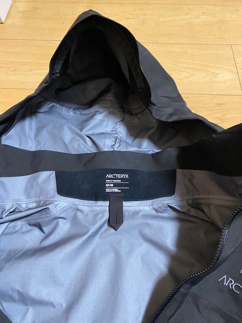 ARC'TERYX ベータAR マウンテンパーカー Mサイズ　BIRDAIDあり
