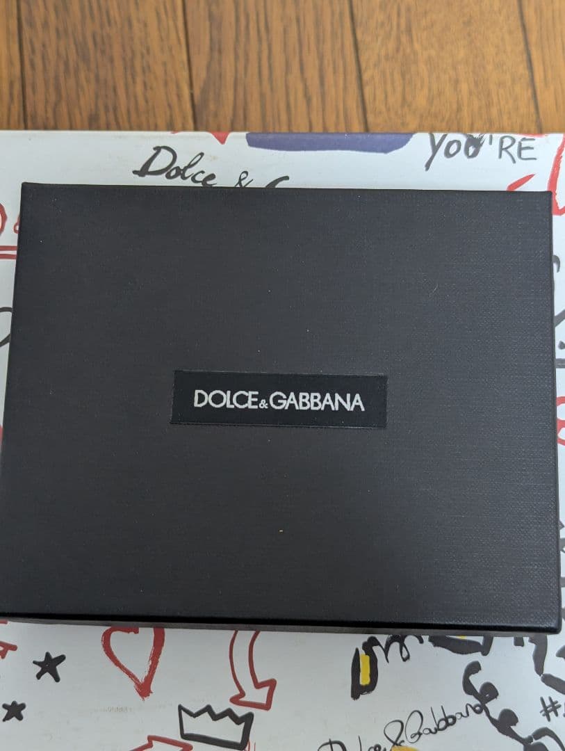 DOLCE＆GABBANA　スモールカーフスキンジップアップウォレット