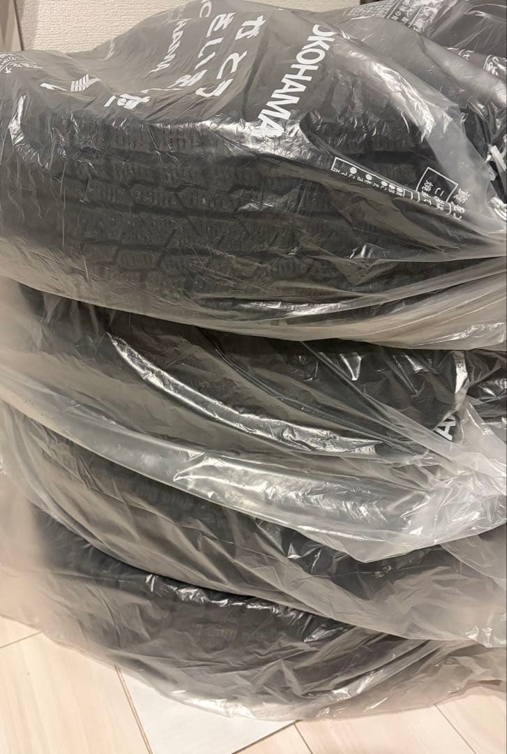 スタッドレスタイヤ 175/80R16 YOKOHAMA ジムニー