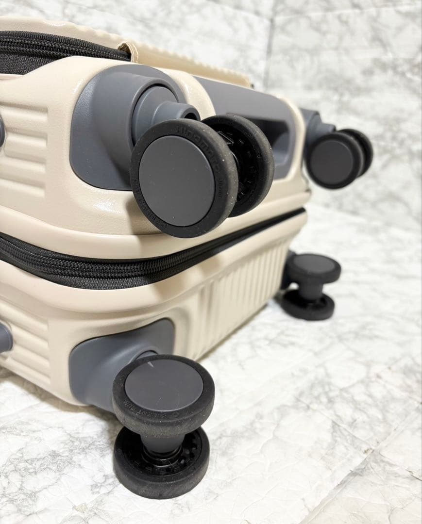 【未使用】Innovator INV30 スーツケース Sサイズ 21L バニラ