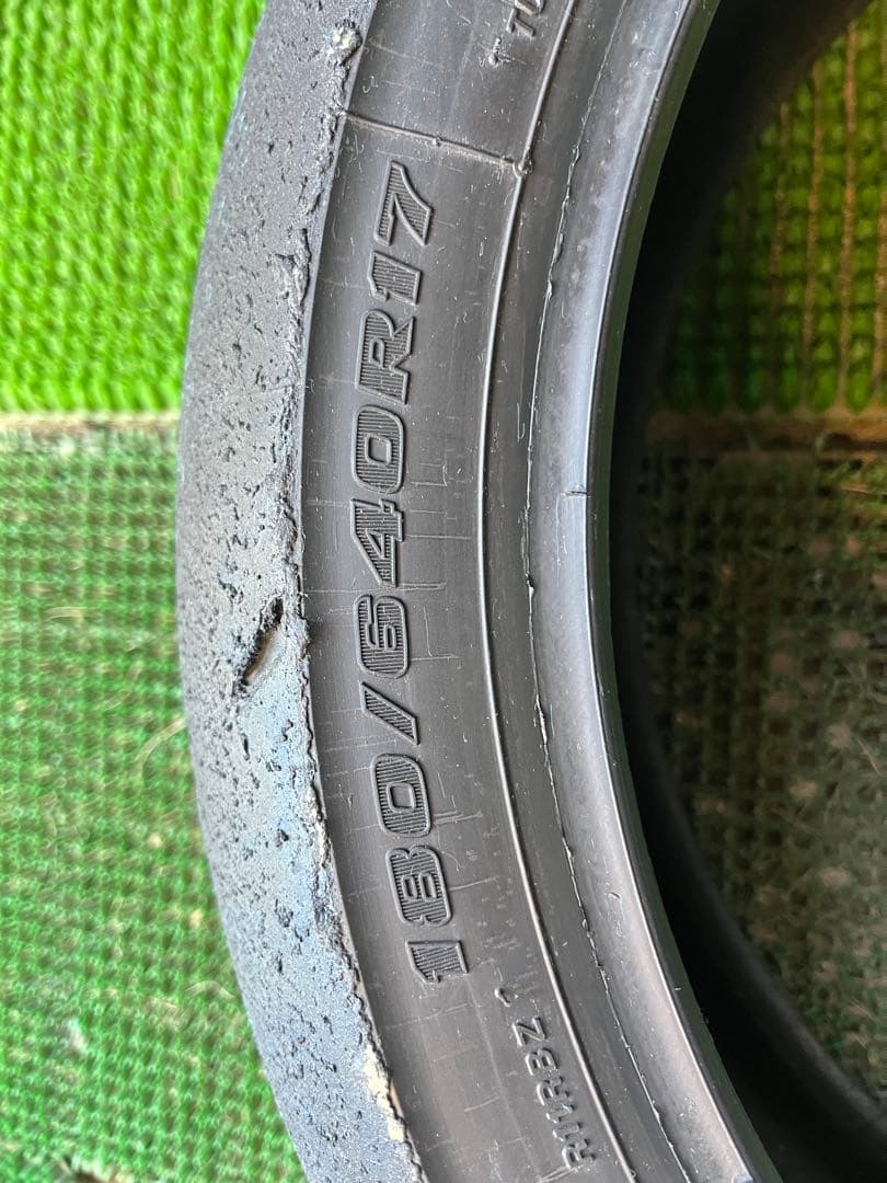 お*ー様 BATTLAX RACING R11 中古前後セット