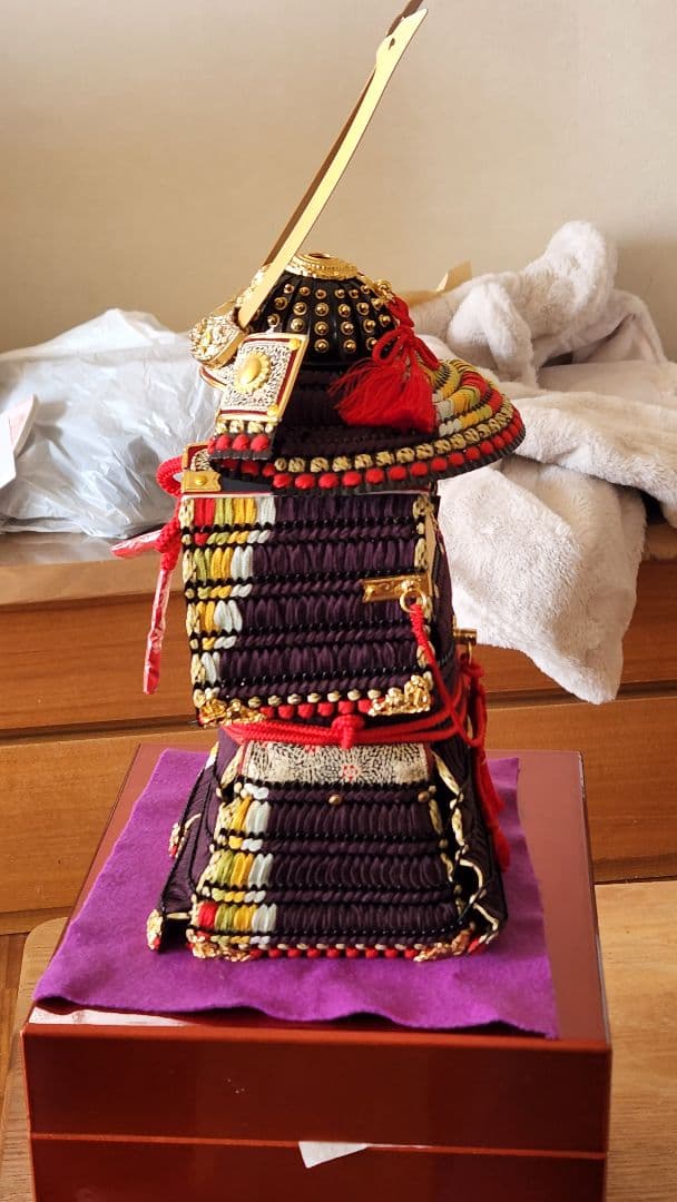 五月人形 武士の鎧、武蔵朔太郎作。特別価格！