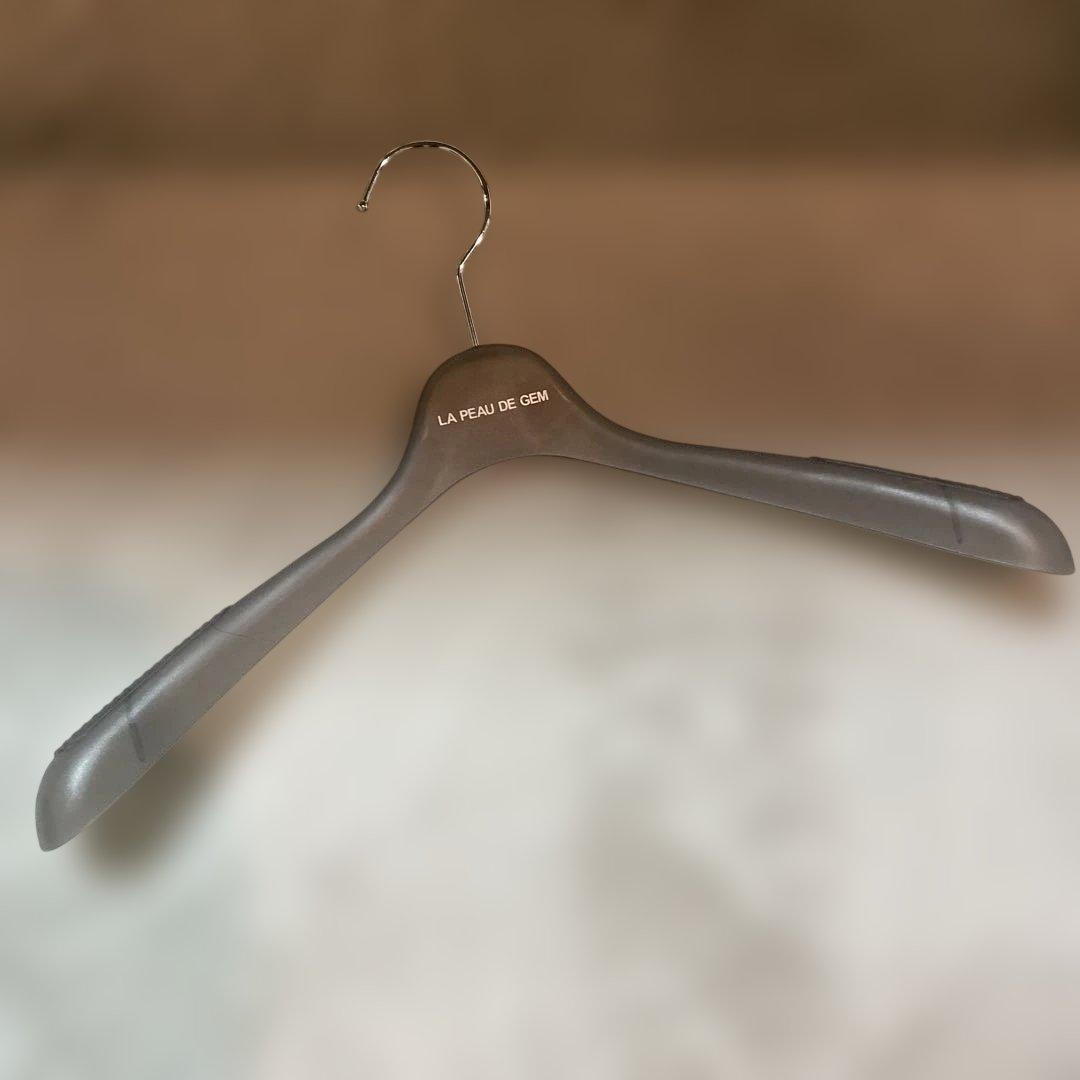 【新品タグ付き】LA PEAU DE GEM ウール100%