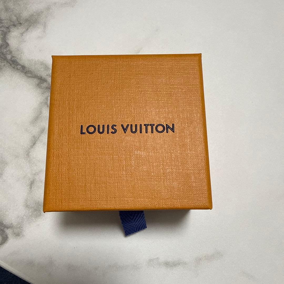 【最安値】Louis Vuitton シルバー・ロックイットハート フィリックス
