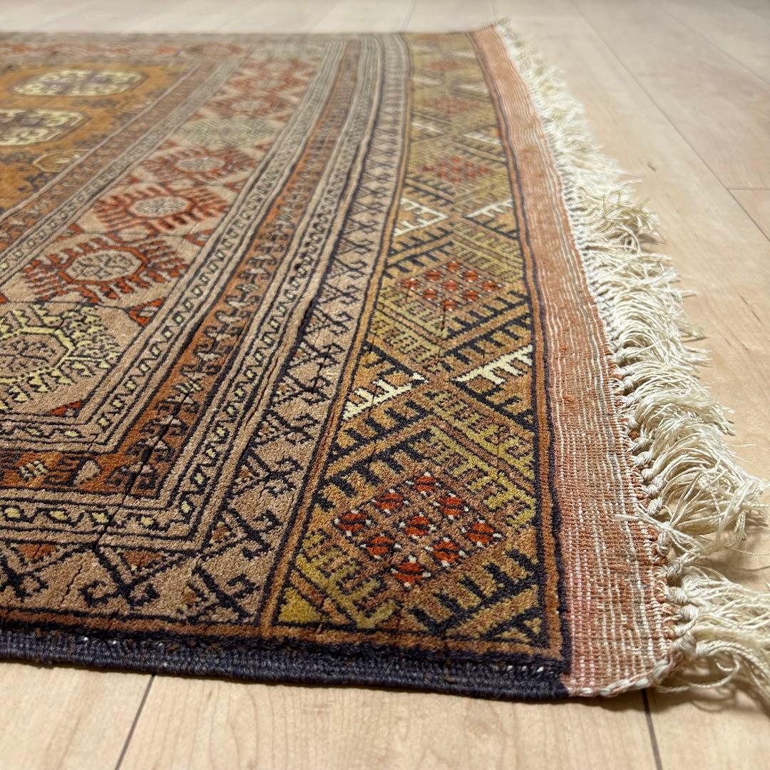 ペルシャ絨毯　トルクメン産　ヴィンテージラグ　トライバルラグ　190x114㎝