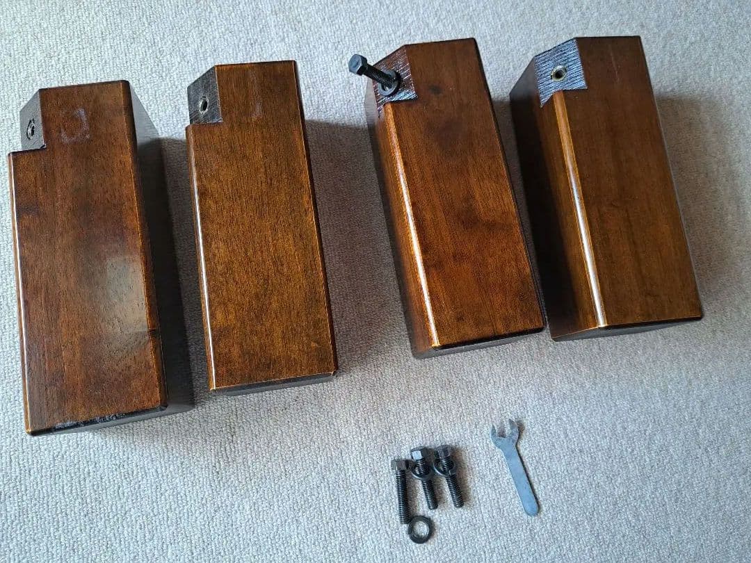 2回使用　木製座卓 光沢仕上げ 茶色