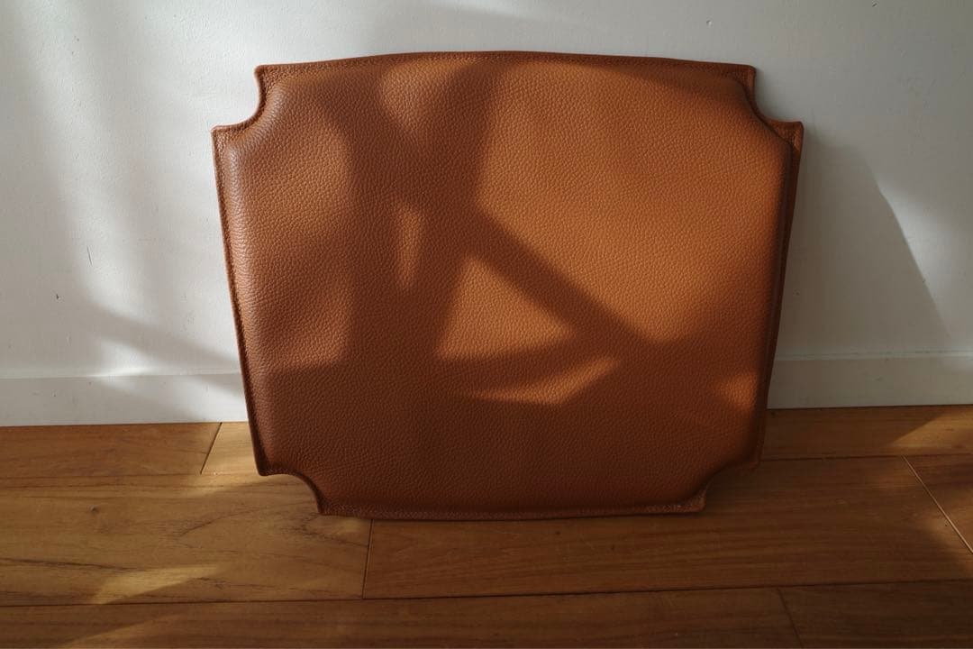 美品【 カールハンセン & サン】 レザークッション / yチェア