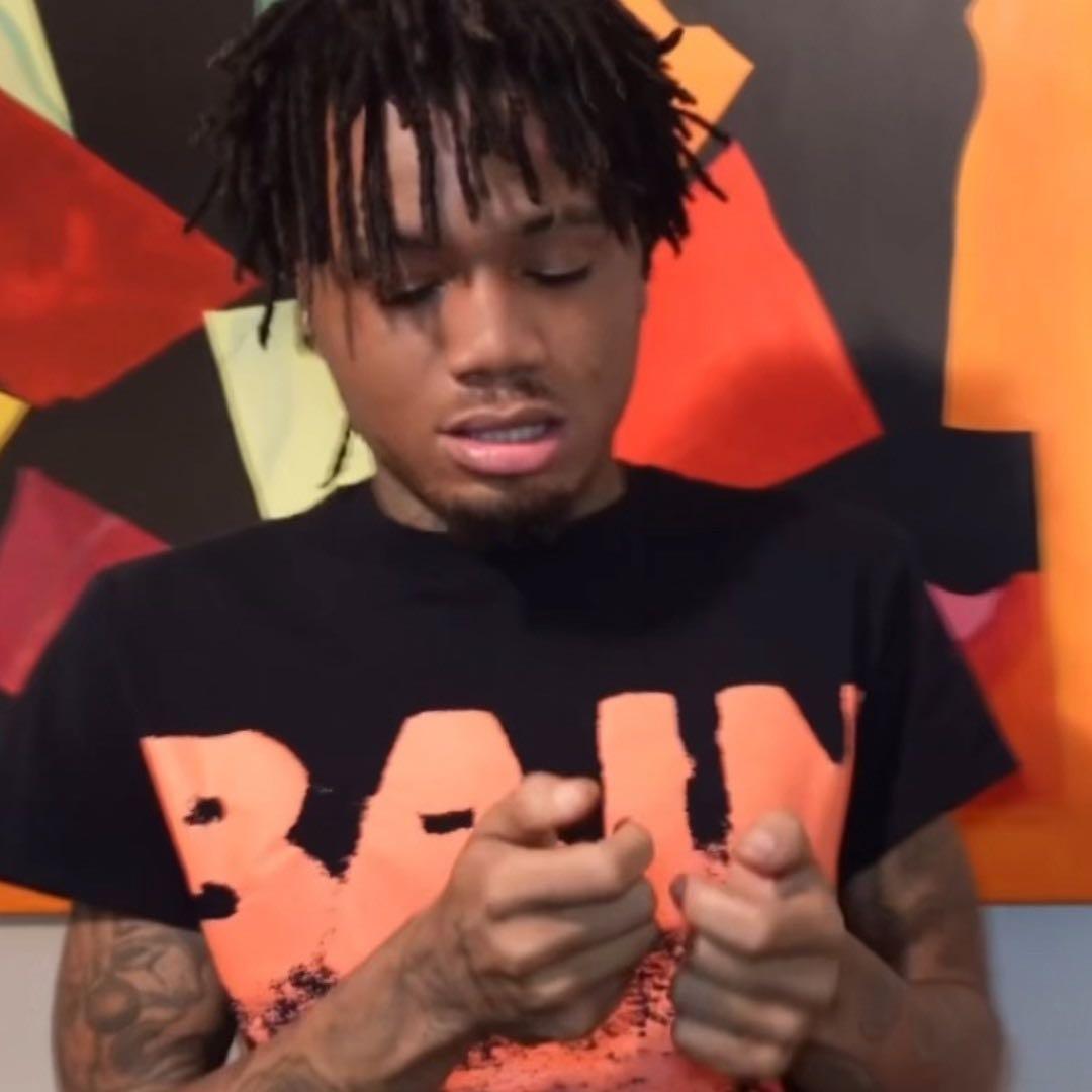 BAIN tシャツ nettspend、yhapojj着用