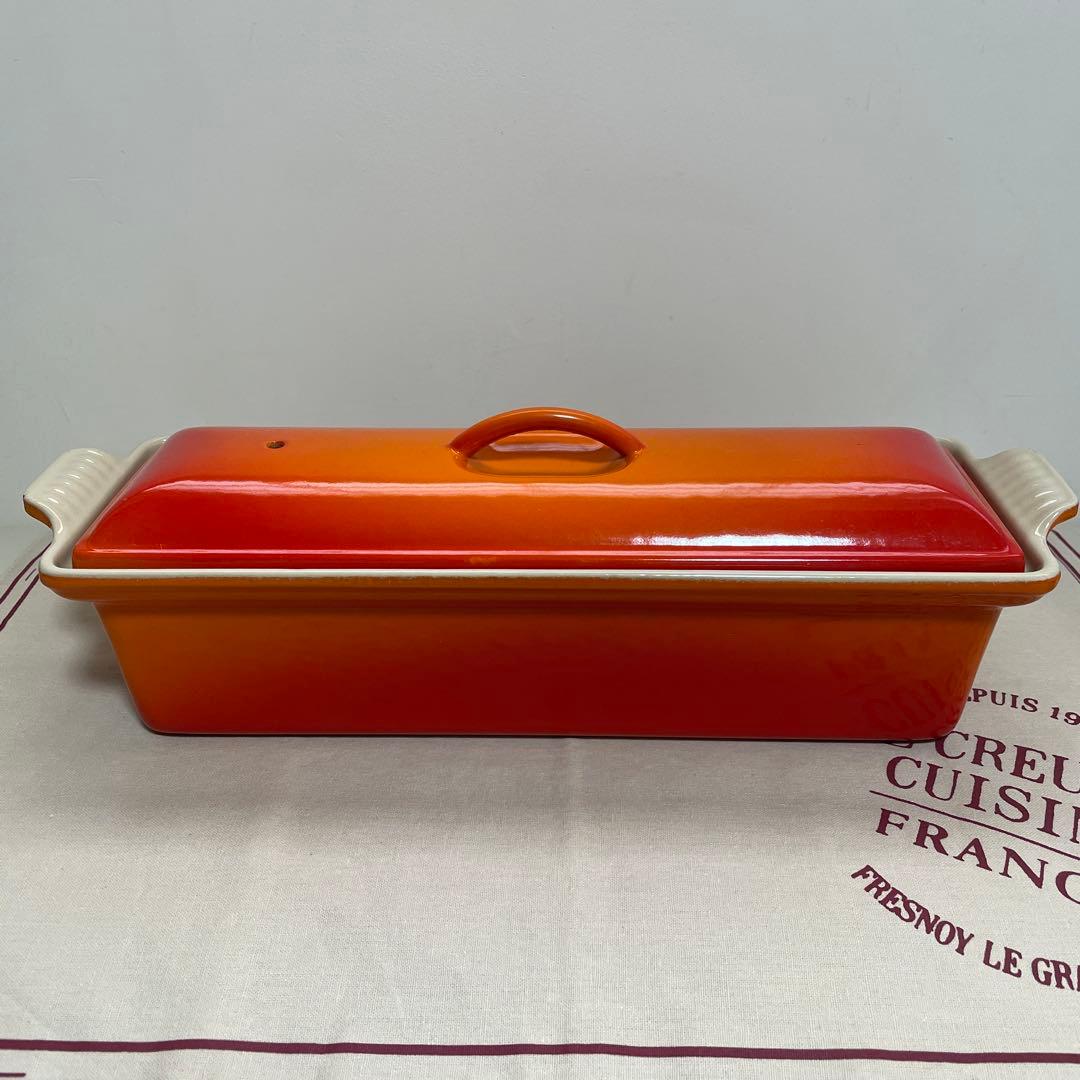 COSMOSルクルーゼ 32cm テリーヌ レクタンギュラー 鋳鉄