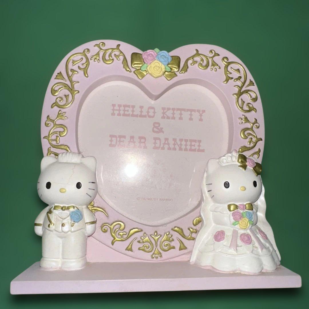 ハローキティ　ダニエル　ウエディングオブジェ