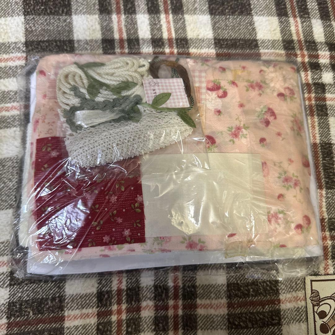 未開封　片山あゆこ　ウサギ型巾着バック