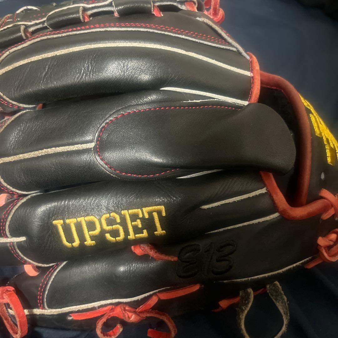 UPSET 野球グローブ 黒/赤