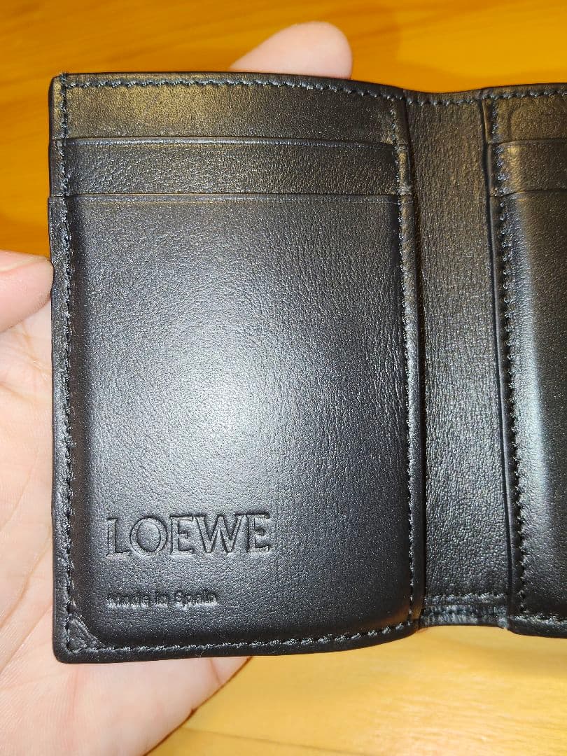 LOEWE　ロエベ　三つ折り財布