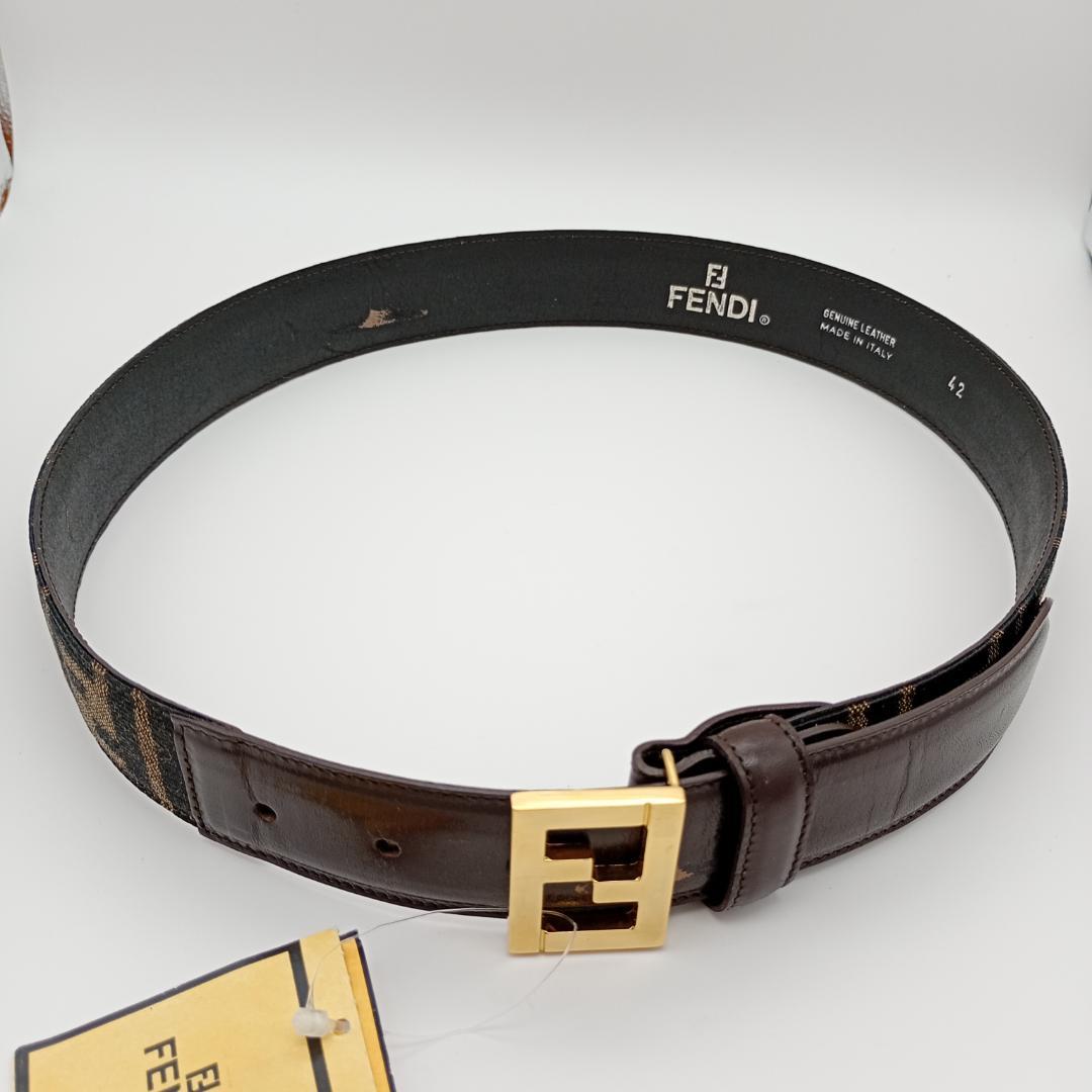 FENDI ベルト　ズッカ　ゴールドバックル　ブラウン