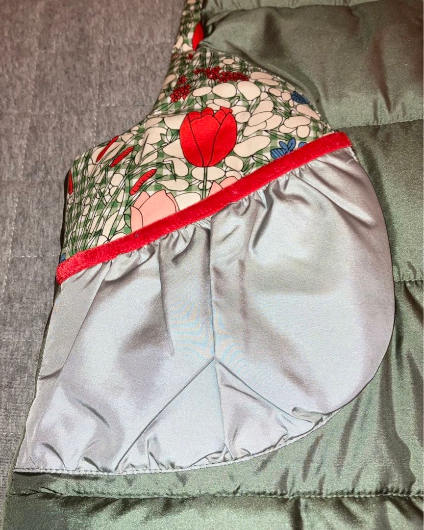 キャシャレル babyjane Cacharel 花柄 リバーシブル 中綿ベスト