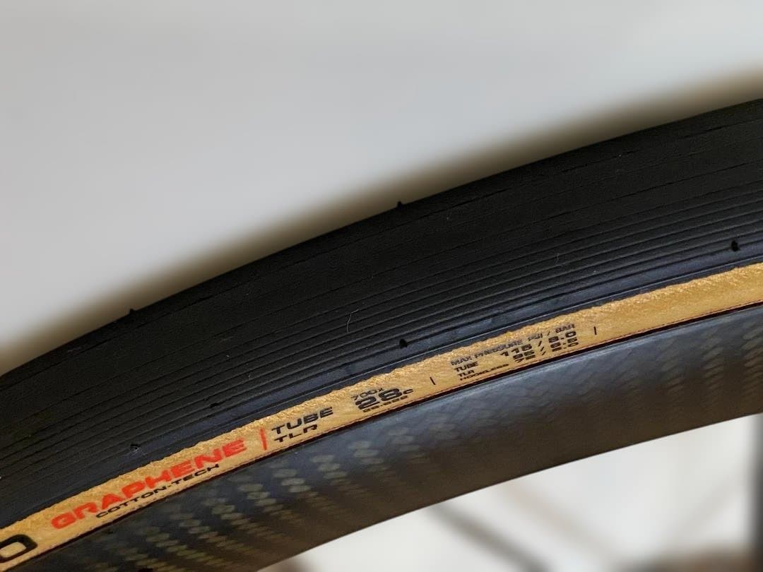 マビック　コスミックカーボン　SLR　美品　チューブレス