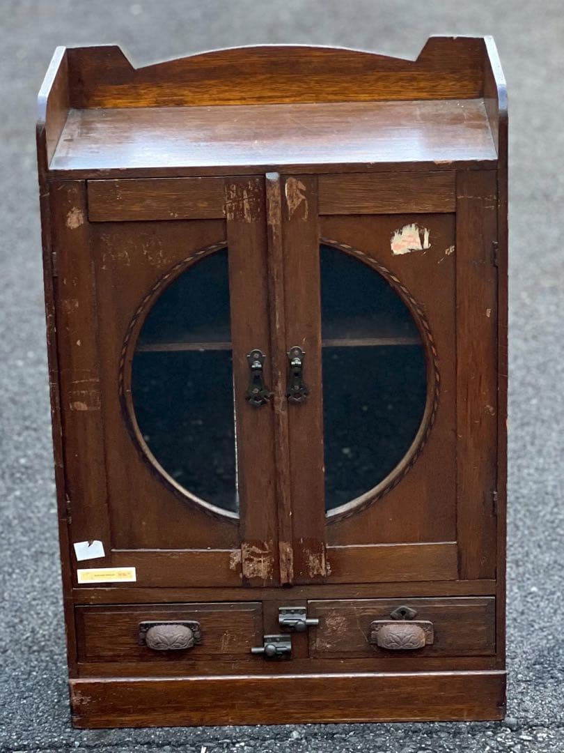 木製収納キャビネット