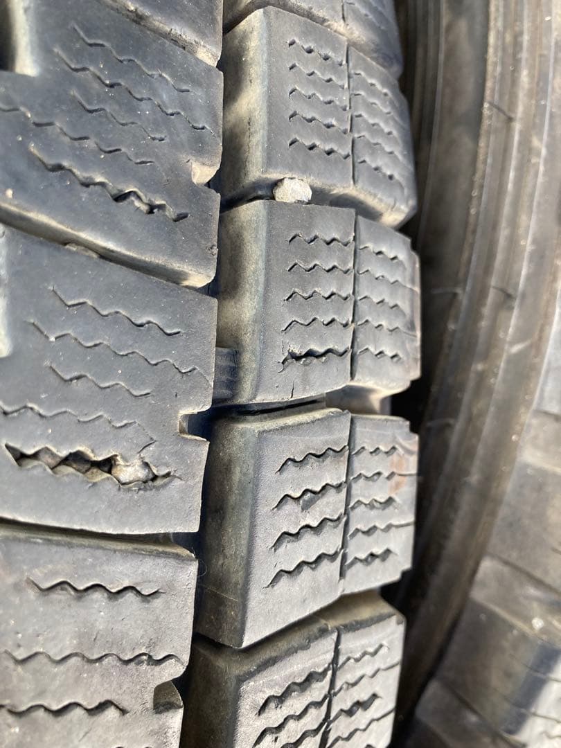 ライトトラック向け　205/65R16 109/107 冬タイヤ2本