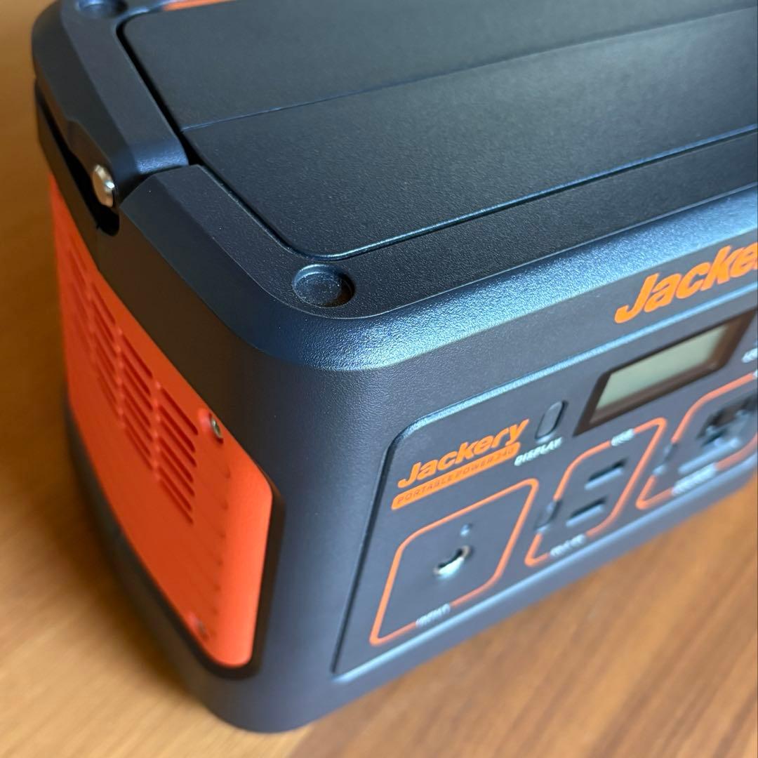 【⭐︎⭐︎お値下げ！】Jackery ポータブル電源 240Wh 200W 箱付き