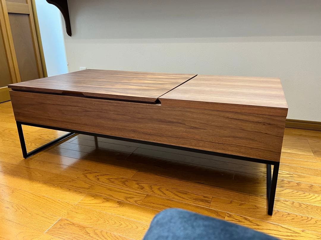 ニトリ　NヒバリMBR センターテーブル リフトアップ式 収納付き