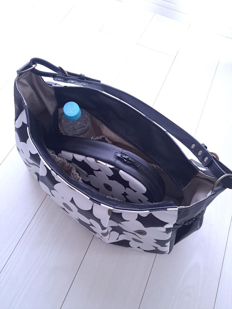 マザーズバッグサイズワンハンドルバッグ　大きい花柄