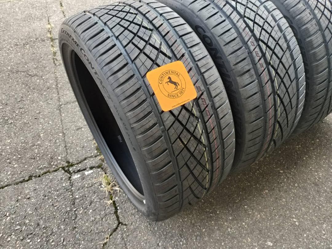 新品 タイヤ4本セット Continental 265/35-20