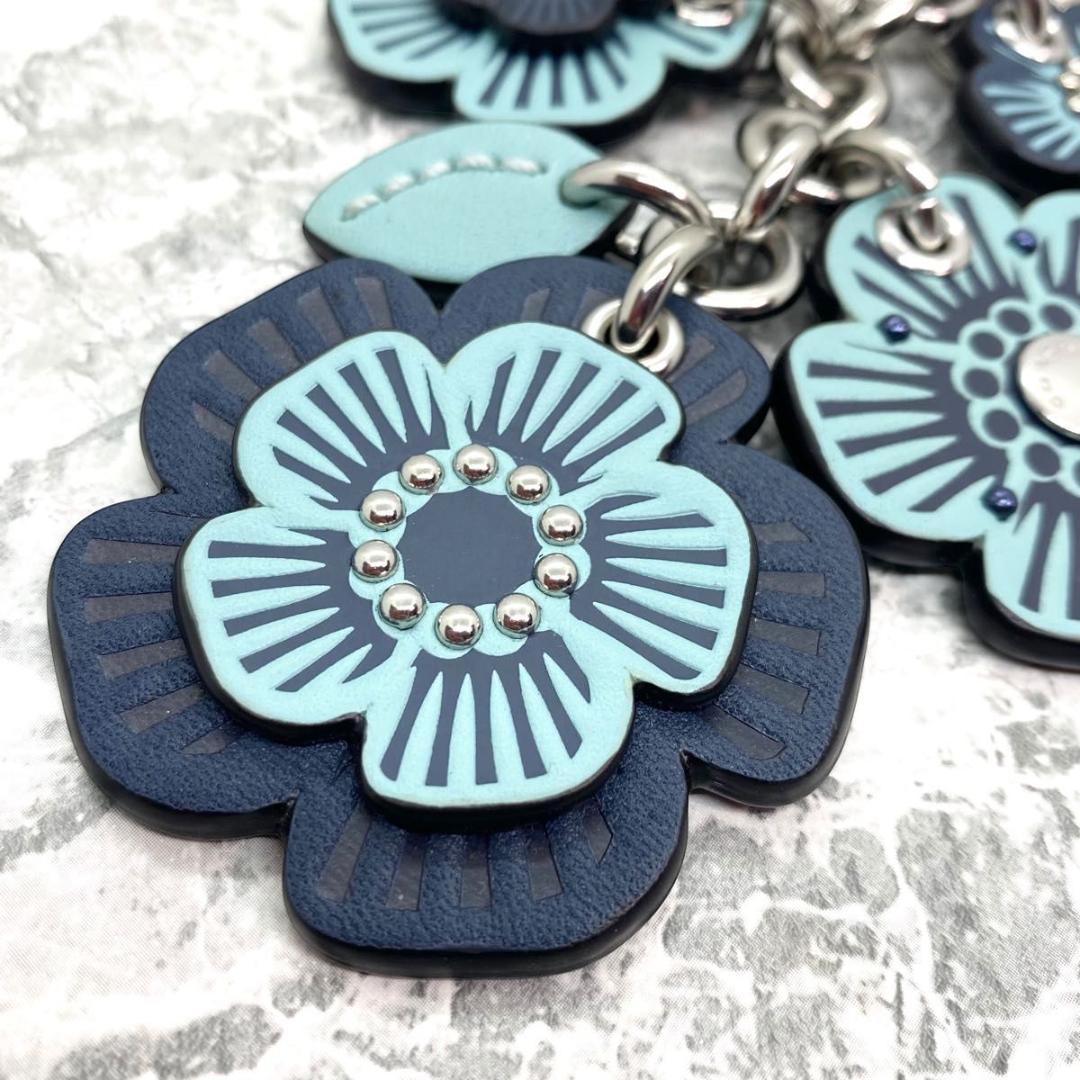 【 新品未使用 】COACH フラワー キーホルダー ティー ローズ ミックス