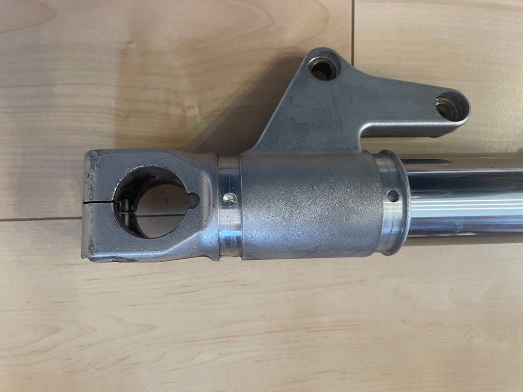 ドゥカティ 右フロントサスペンションフォーク