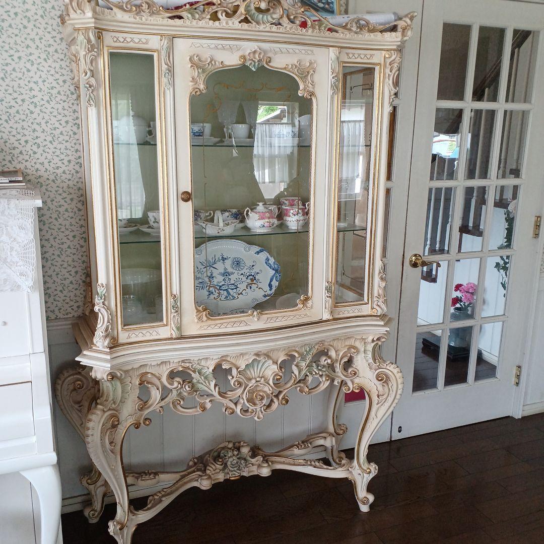 バッコスです。SILIK シリック　キャビネット 高級イタリア家具