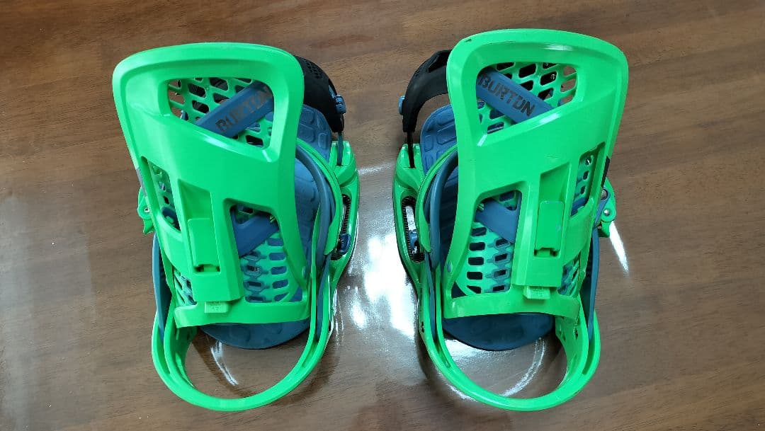 バートン　Burton Genesis EST Mサイズ