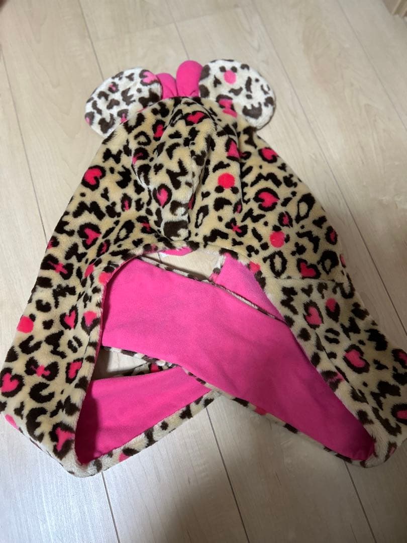 ミニー　マフラーキャップ　ヒョウ柄