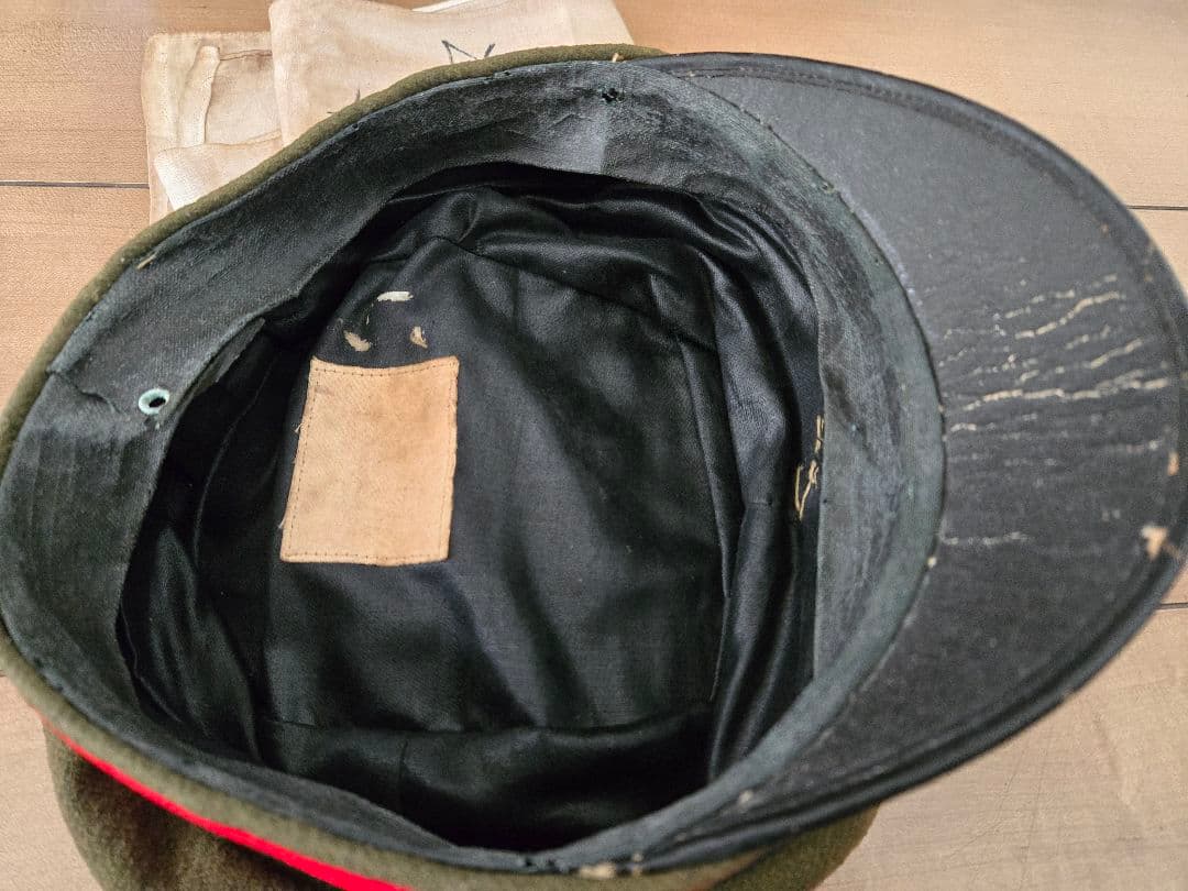 日本軍　帽子と寄せ書き旗