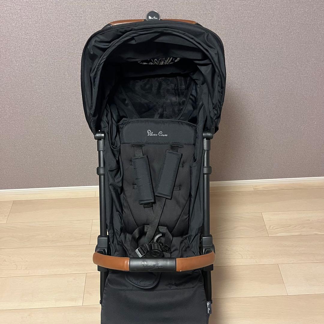シルバークロス Jet ベビーカー 高級品 英国王国御用達　ブラック
