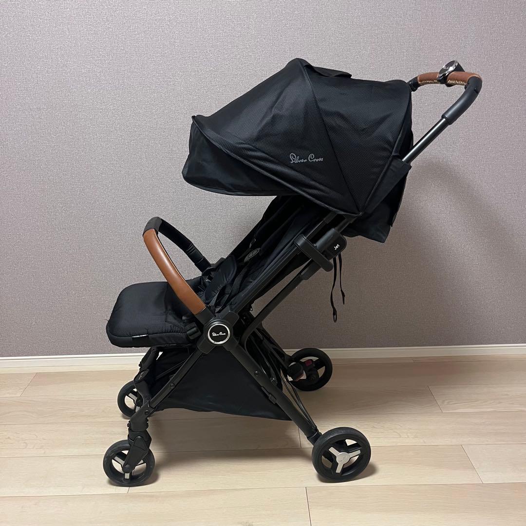 シルバークロス Jet ベビーカー 高級品 英国王国御用達　ブラック