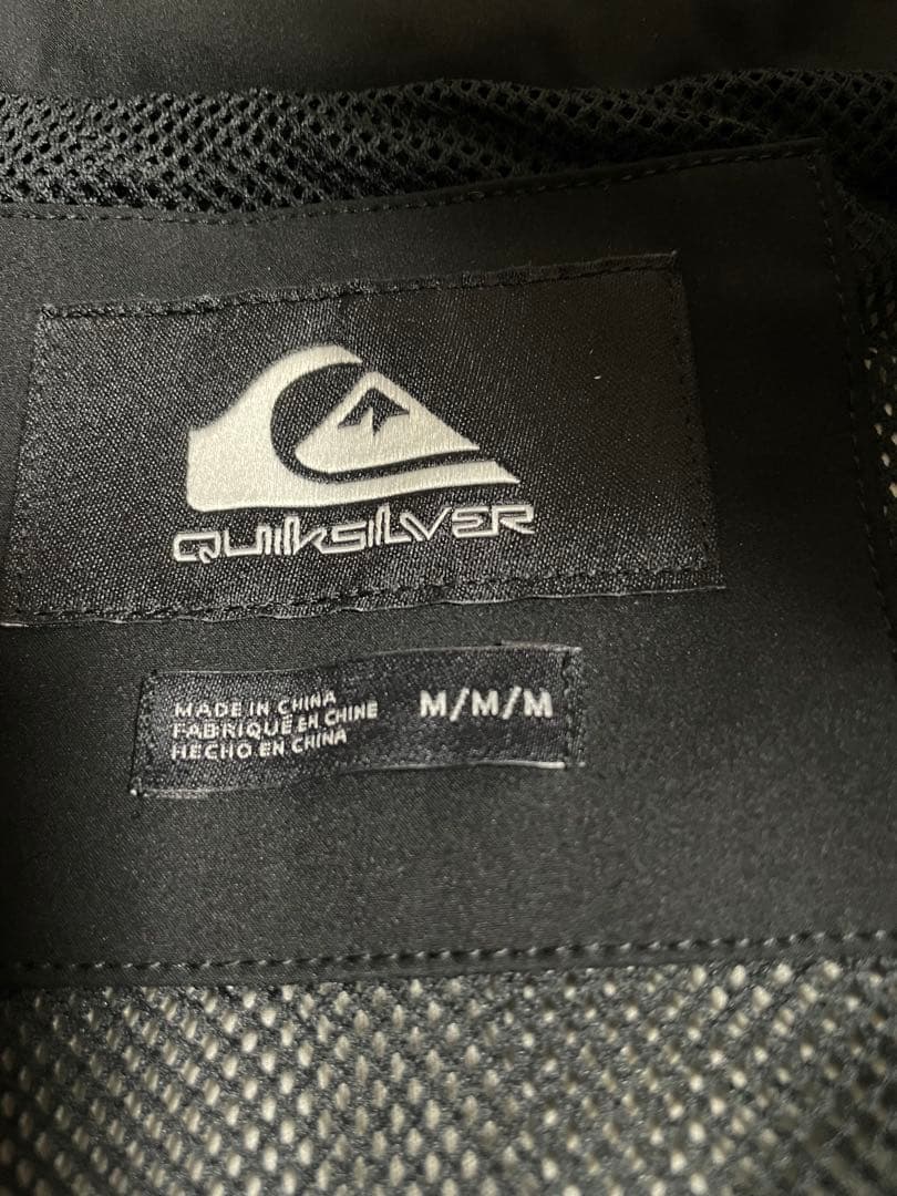 1回使用　クイックシルバー　スノーボードウェア　上下セット　サイズM ブラック