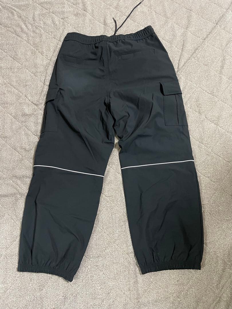 1回使用　クイックシルバー　スノーボードウェア　上下セット　サイズM ブラック