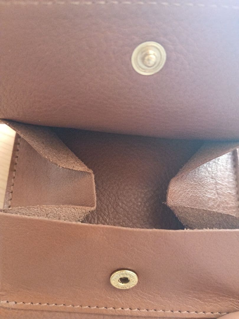 イルビゾンテ　財布　イタリア製　牛革　小銭入れあり　クリーム付