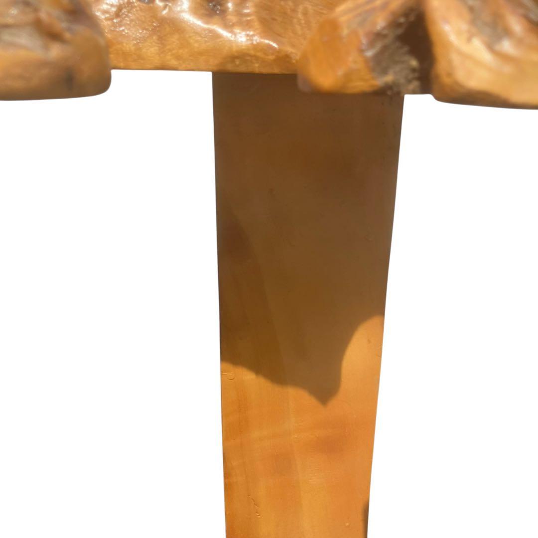 高級　一枚板　テーブル　瘤杢　重厚感のあるデザイン　座卓　花台　飾り台　天然木