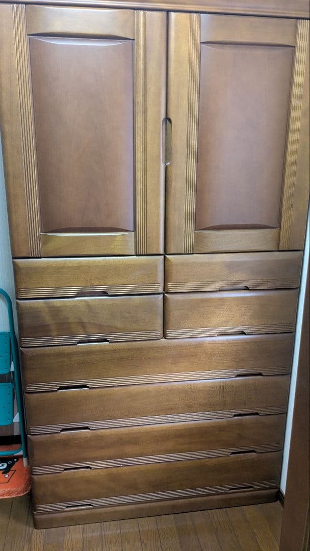 木製ブラウンチェスト 引き出し式