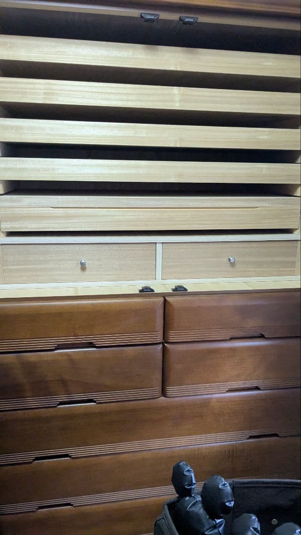 木製ブラウンチェスト 引き出し式