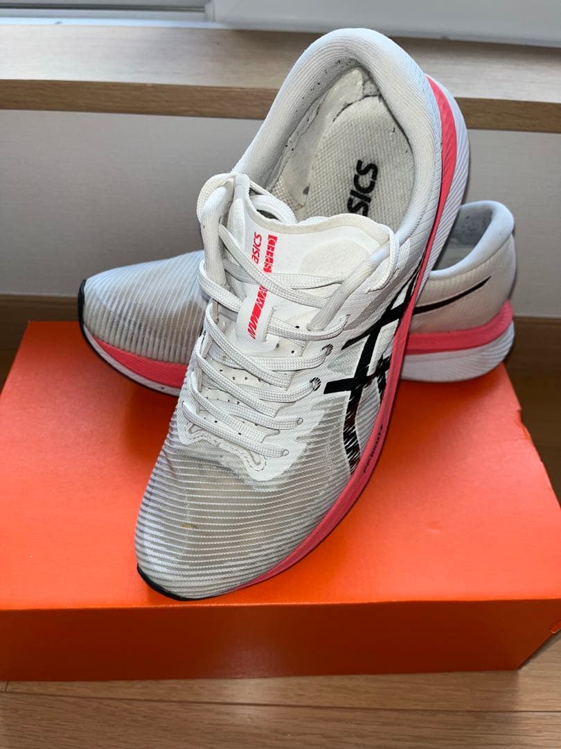 アシックス　マジックスピード3 26㌢