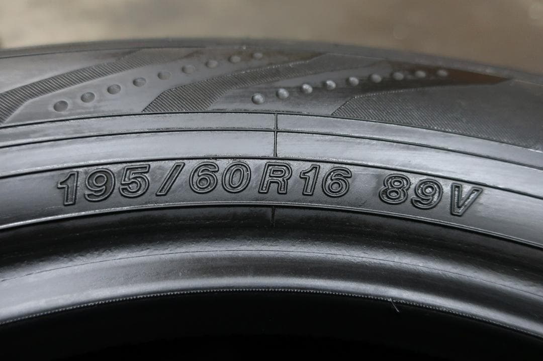 2024年製　ヨコハマ　ブルーアース　RV03　195/60R16　国産　4本