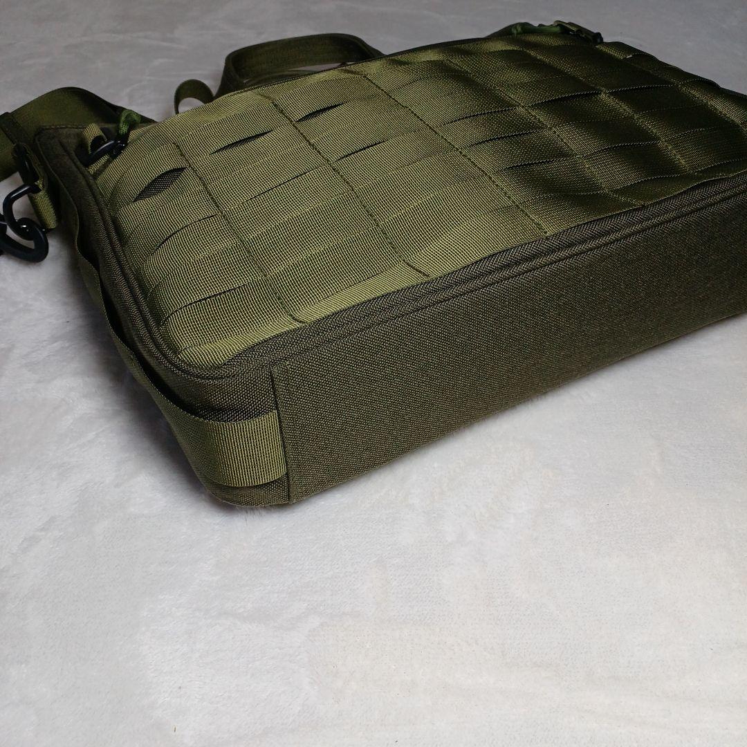 極美品SAC's Bar ミリタリーショルダー、ト―トバッグ　Ａ４　ＯＤ