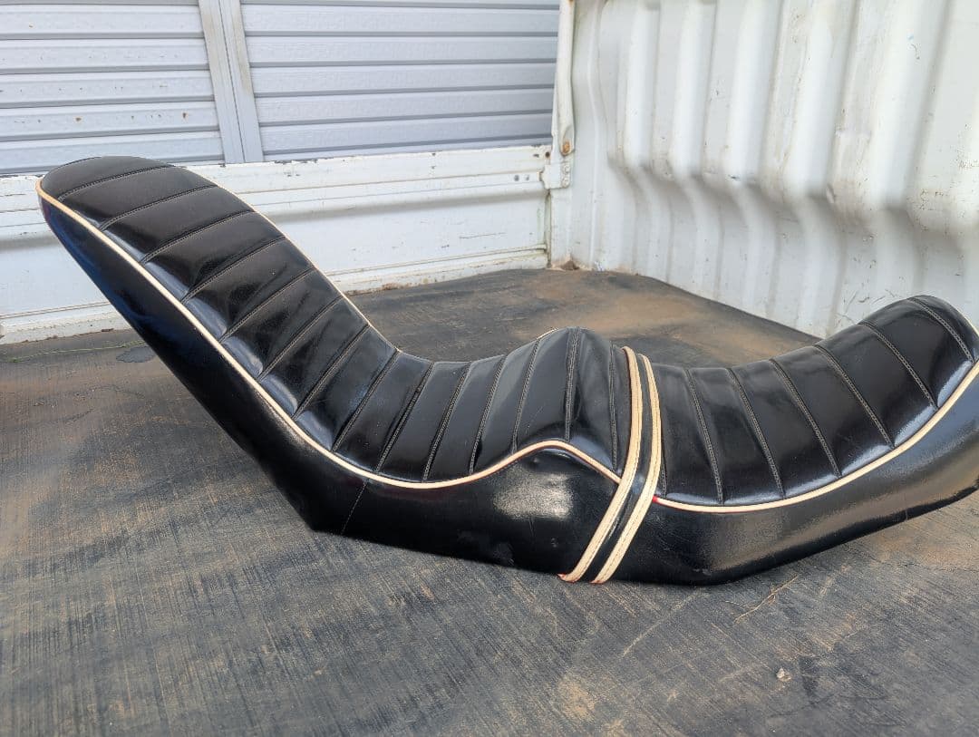 CB250T CB400T ホーク2 バブ三段シート