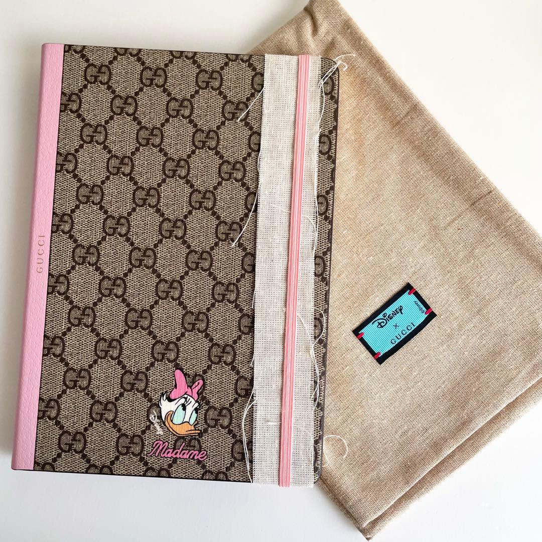 グッチ GUCCI ノート ディズニー デイジー GGスプリーム ロゴ 新品