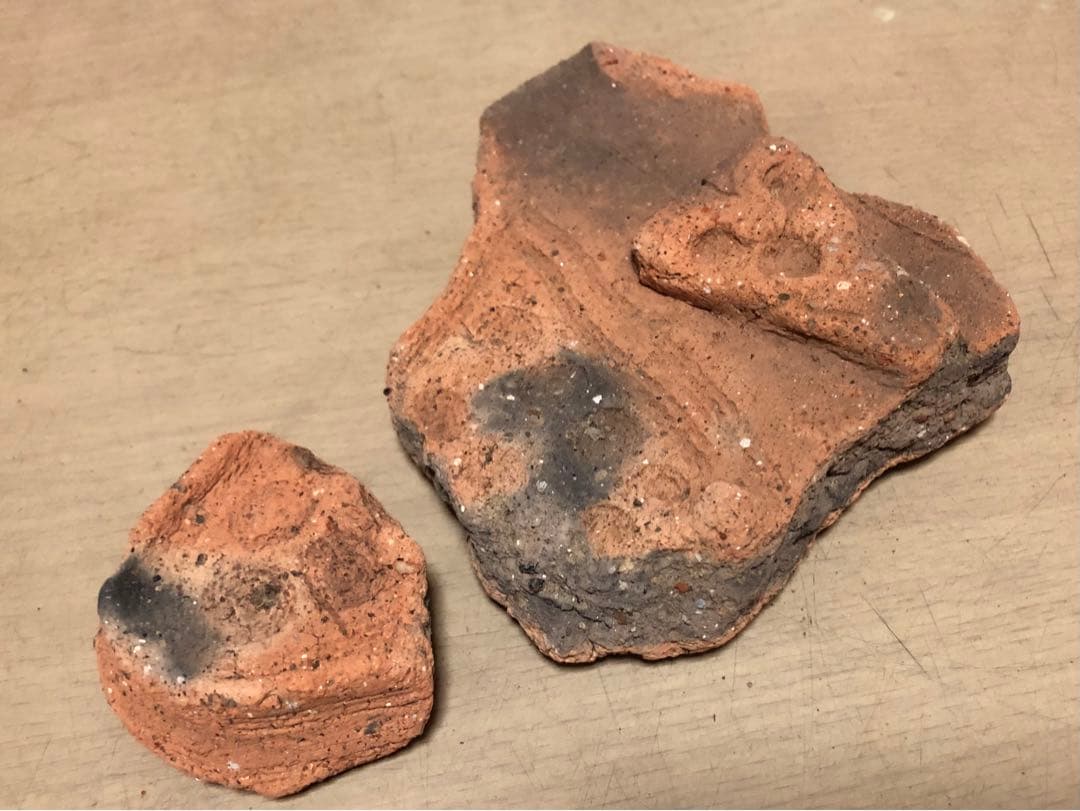 「板状土偶の破片」です。