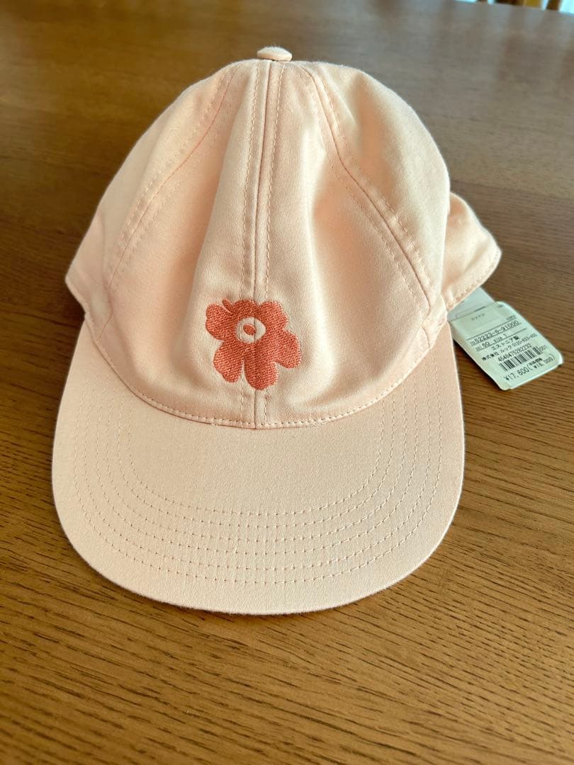 【新品タグ付】marimekko 花刺繍キャップ ピンク