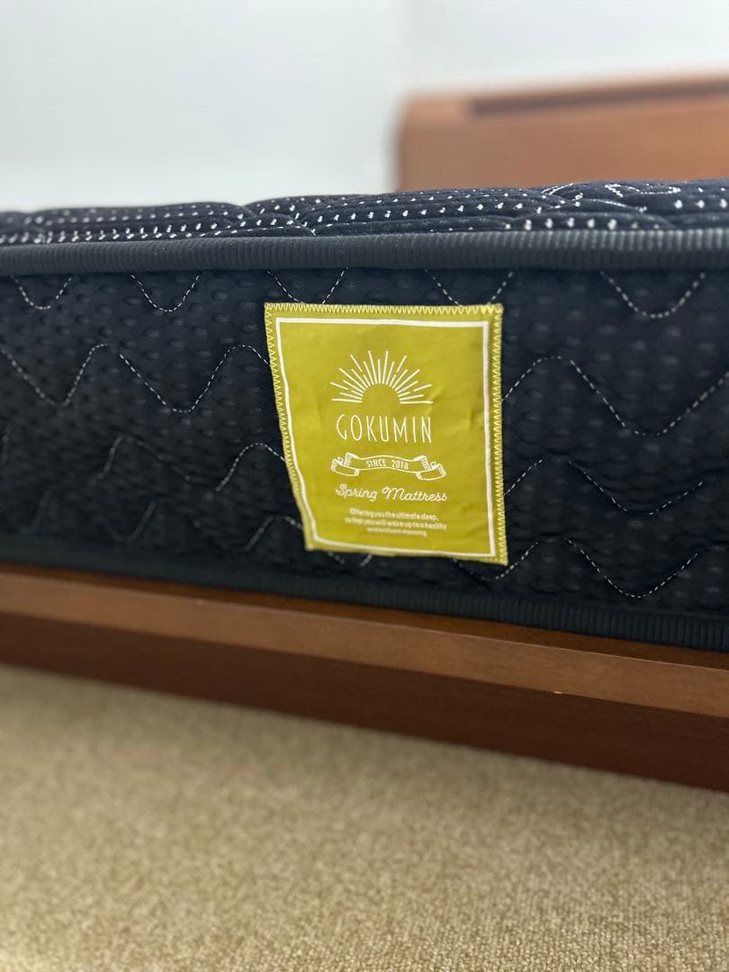 【shin】【美品】セミダブル　ベッドフレームマットレスセット